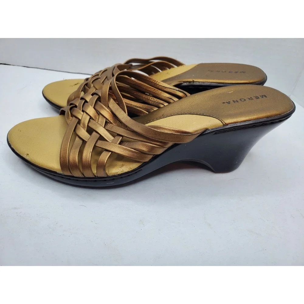 Y2K Sandals Merona Gold Small Heel Wedge Size 9 Fast Shipping